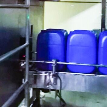 18-40L Electric Fully Automatic Chemical Liquid Jerry Can Filling Palletizing Wrapping Line 4-6 Head Motor Bearing Oil Plastic